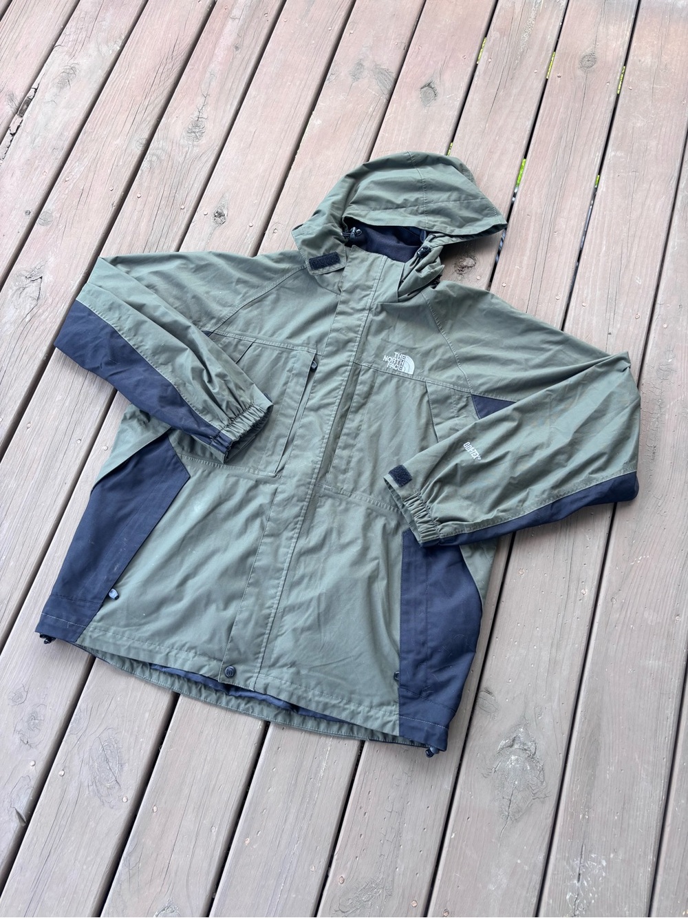 North Face Summit Series Gore-Tex Jacket Sz XL Olive - Picture 1 of 8